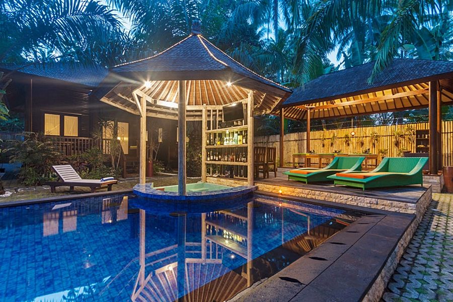 Coconut Boutique Resort Senggigi Exterior photo