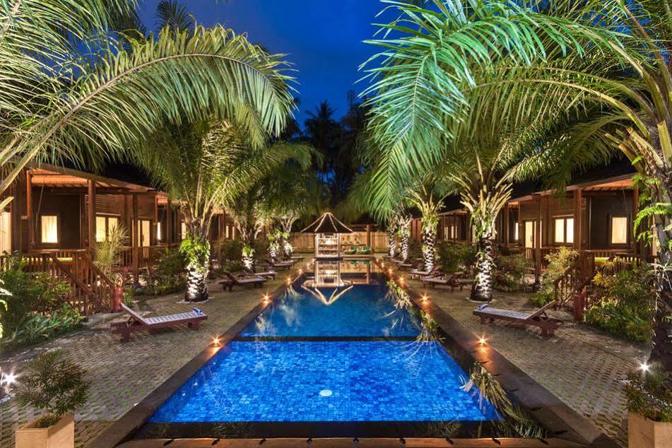 Coconut Boutique Resort Senggigi Exterior photo